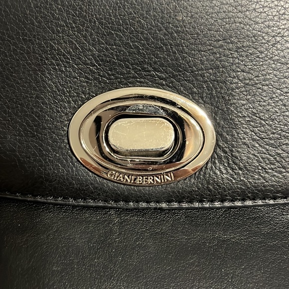 Black bag 🖤 - Picture 4 of 5